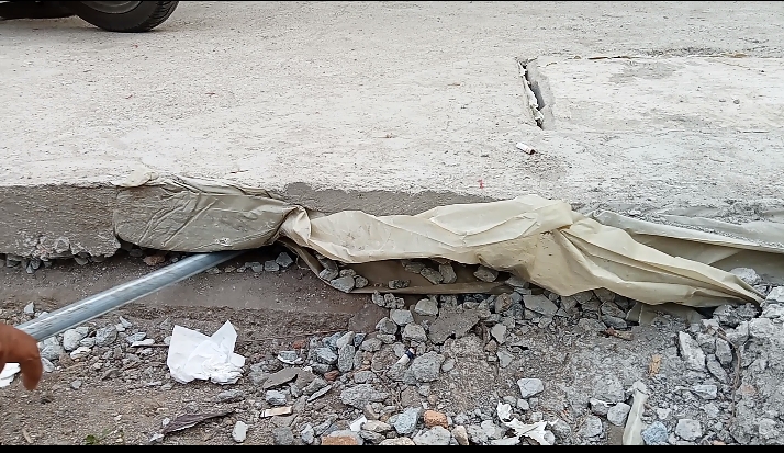 Proyek Rabat Beton di Desa Sukamanah - Tanara Tanpa Papan Informasi, Warga Hanya Jadi Penonton 1 IMG 20250608 WA0020